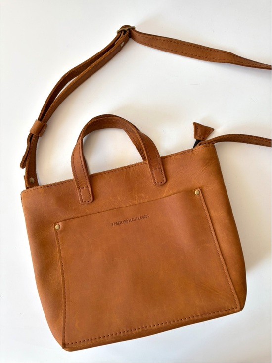 Portland Leather Handbags - Portland Leather || Crossbody Tote with Zipper‎ in Honey Tan